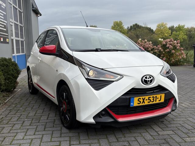 Toyota AYGO 1.0 VVT-i x-play CARPLAY-AIRCO-CAMERA
