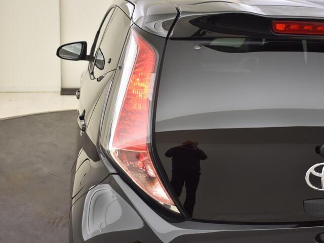 Toyota AYGO 1.0 VVT-i x-sport Automaat | LM Velgen | Camera | Led