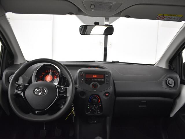 Toyota AYGO 1.0 VVT-i x-fun | Bluetooth | Led