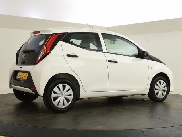 Toyota AYGO 1.0 VVT-i x-fun | Bluetooth | Led