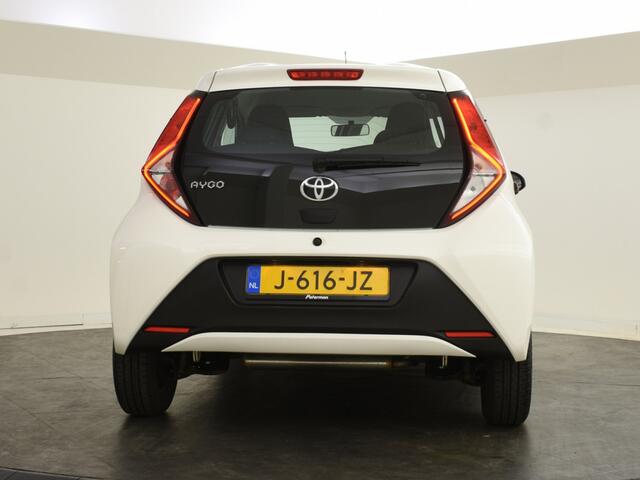 Toyota AYGO 1.0 VVT-i x-fun | Bluetooth | Led