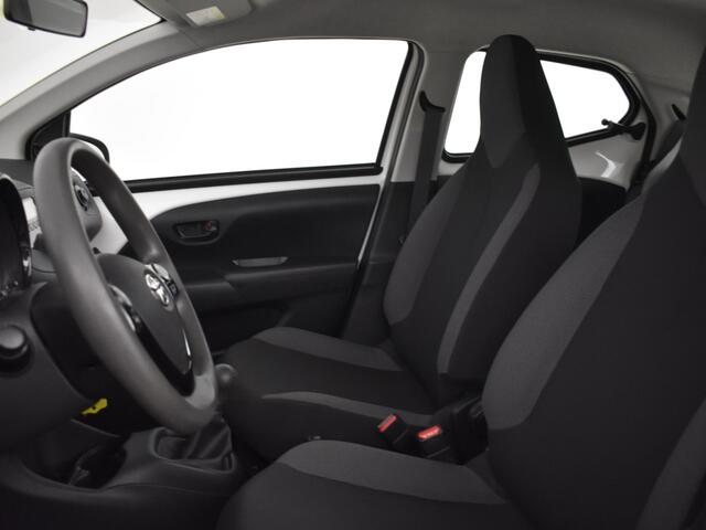 Toyota AYGO 1.0 VVT-i x-fun | Bluetooth | Led