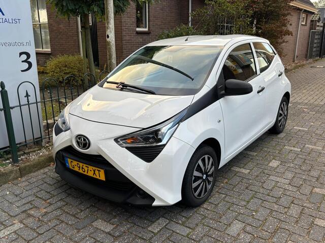 Toyota AYGO 1.0 VVT-i x-fun
