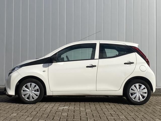 Toyota AYGO 1.0 VVT-i x-fun NL Auto Dealer Onderhouden 1e Eigenaar