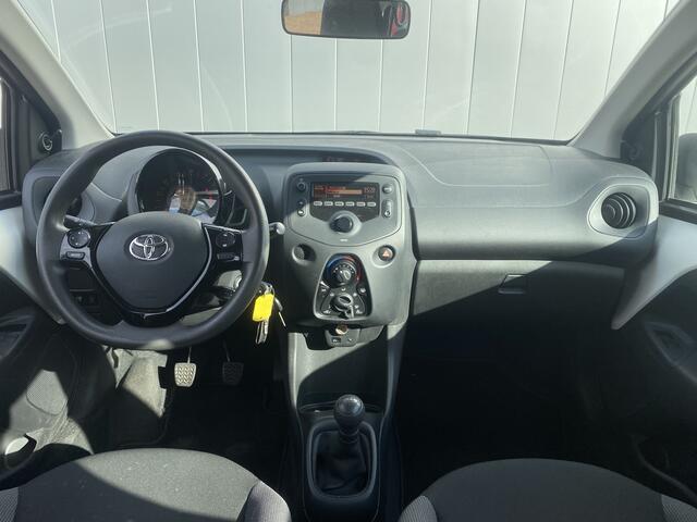 Toyota AYGO 1.0 VVT-i x-fun NL Auto Dealer Onderhouden 1e Eigenaar
