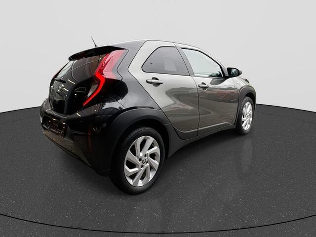 Toyota AYGO X 1.0 VVT-i S-CVT Pulse | Rijklaar | Automaat | Stoelverwarming | Bi-Tone