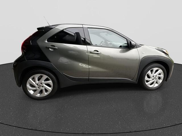 Toyota AYGO X 1.0 VVT-i S-CVT Pulse | Rijklaar | Automaat | Stoelverwarming | Bi-Tone