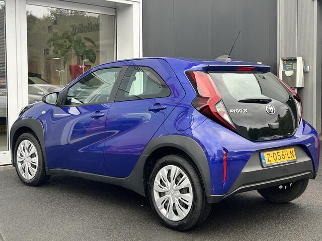 Toyota AYGO X 1.0 VVT-i MT Play