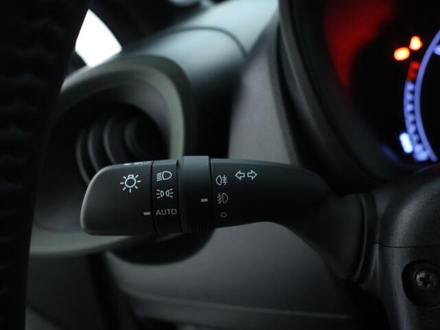 Toyota AYGO X 1.0 VVT-i S-CVT Limited | Parkeersensoren | NL Auto