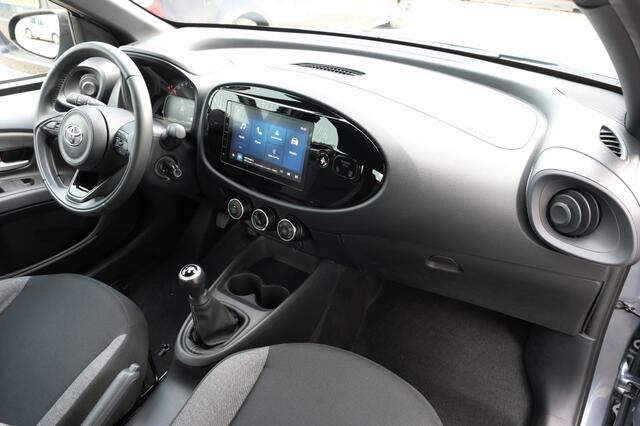 Toyota AYGO 1.0 VVT-i 72PK MT Play | Apple Carlay / Android auto | Achteruit