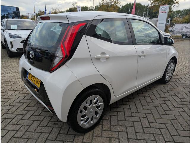 Toyota AYGO 1.0 VVT-i x-play BTWauto | Carplay/AndroidAuto