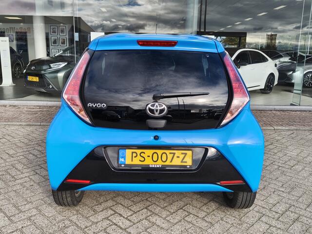 Toyota AYGO 1.0 VVT-i x-joy | DAB | Navi | Achteruitrijcamera | Lichtmetaal