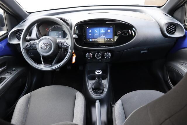 Toyota AYGO X 1.0 VVT-i MT Play, Camera
