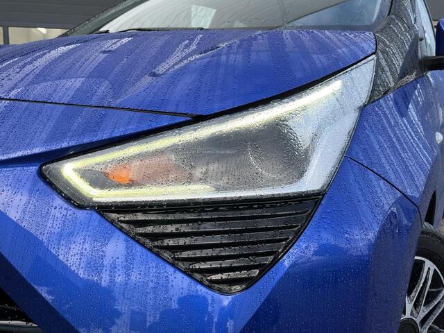 Toyota AYGO 1.0 VVT-i x-clusiv Navigatie via Apple Carplay / Android Auto