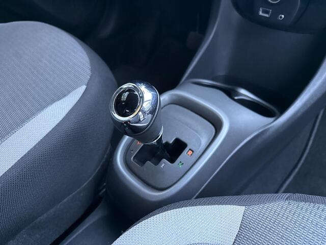 Toyota AYGO 1.0 VVT-i x-play GARANTIE TOT 10-2031 . APPLE CARPLAY & ANDROID AUTO . ACHTERUITRIJ CAMERA .