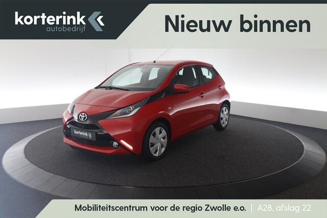 Toyota AYGO 1.0 VVT-i x-play