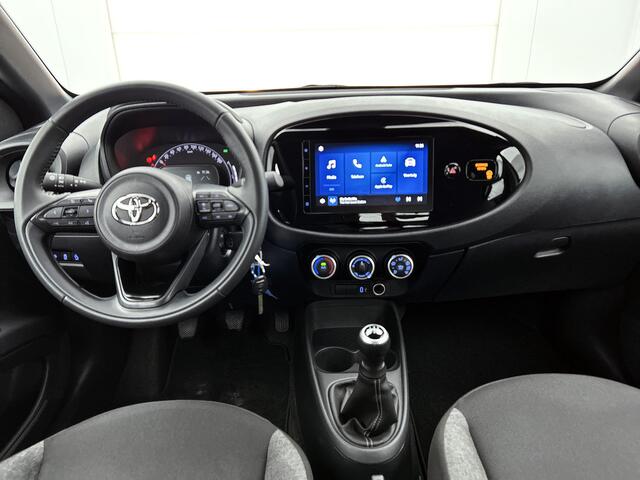Toyota AYGO X 1.0 VVT-i MT Play | NL-Auto | Parkeercamera | Apple Carplay -/ Android Auto |