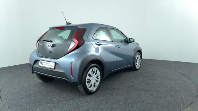 Toyota AYGO X 1.0 VVT-i MT Play