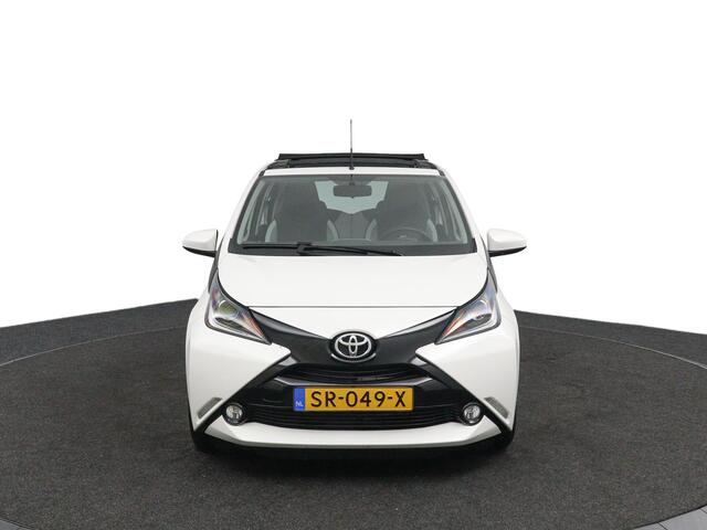 Toyota AYGO 1.0 VVT-i x-wave | Cabrio | Lichtmetalen Velgen | Airco |