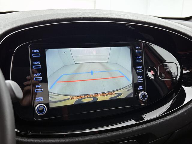 Toyota AYGO X 1.0 VVT-i S-CVT Pulse | NL-Auto | Volledig Onderhouden | Climate Control | Adaptieve Cruise Control | Apple Carplay/Android Auto | LM-Velgen |