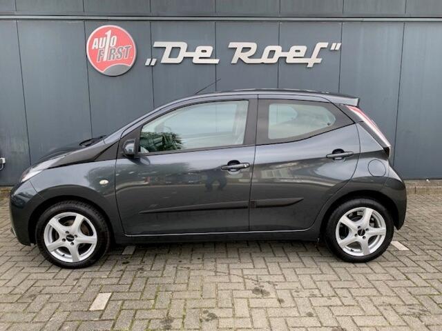 Toyota AYGO 1.0 VVT-I X-NOW AIRCO LMV