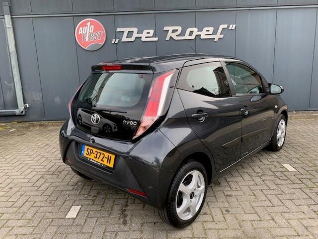 Toyota AYGO 1.0 VVT-I X-NOW AIRCO LMV