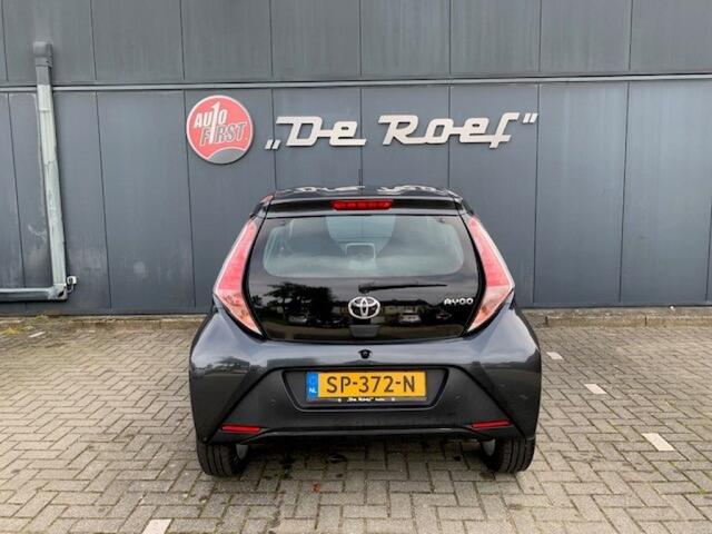 Toyota AYGO 1.0 VVT-I X-NOW AIRCO LMV