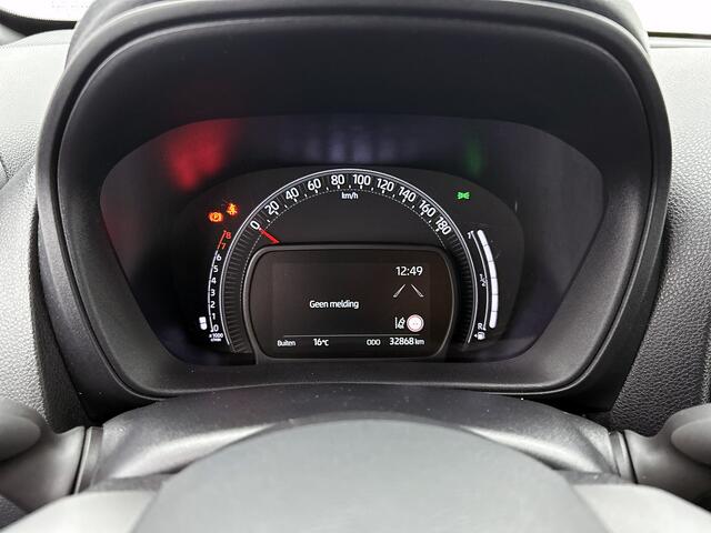 Toyota AYGO X 1.0 VVT-i MT Play | Apple carplay | achtruitrijcamera | Bluetooth |