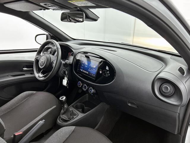 Toyota AYGO X 1.0 VVT-i MT Play | Apple carplay | achtruitrijcamera | Bluetooth |