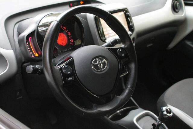 Toyota AYGO 1.0 VVT-i x-play | Camera | Airco