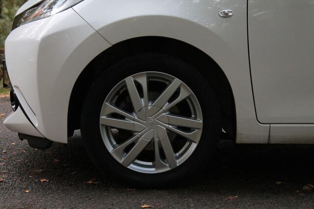 Toyota AYGO 1.0 VVT-i x-play | Camera | Airco