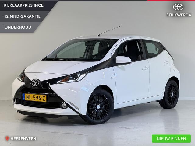 Toyota AYGO 1.0 VVT-i x-play | Camera | Bluetooth | Trekhaak voor fietsendrager | Airco |