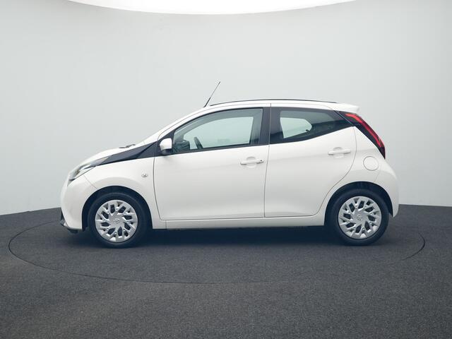 Toyota AYGO 1.0 VVT-i X-Play Cabrio | Apple Carplay -/ Android Auto |