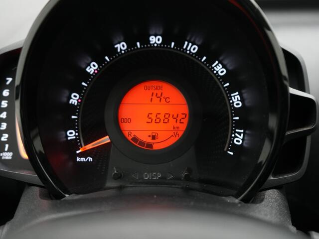 Toyota AYGO 1.0 VVT-i X-Play Cabrio | Apple Carplay -/ Android Auto |