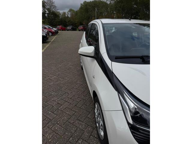Toyota AYGO 1.0 VVT-i x-play ltd