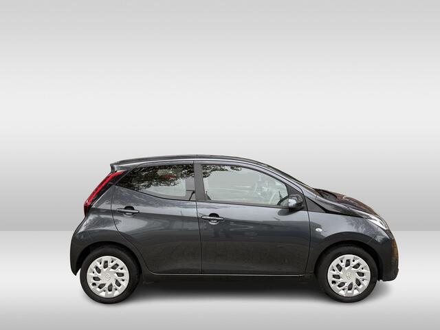 Toyota AYGO 1.0 VVT-i x-play limited | Apple carplay/android auto | airco | achteruitrijcamera |