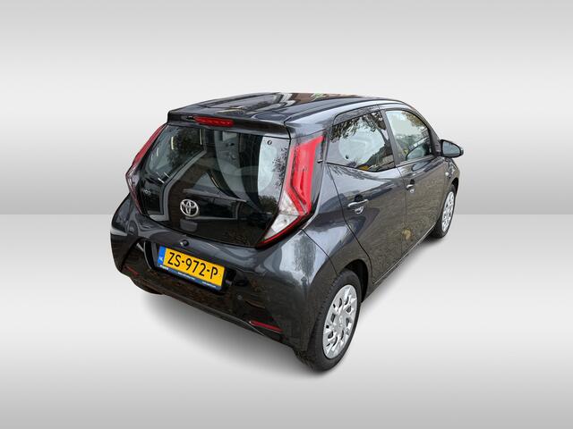Toyota AYGO 1.0 VVT-i x-play limited | Apple carplay/android auto | airco | achteruitrijcamera |
