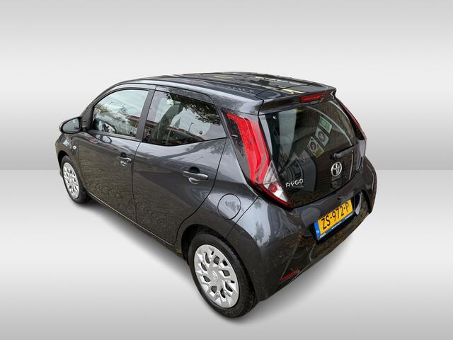 Toyota AYGO 1.0 VVT-i x-play limited | Apple carplay/android auto | airco | achteruitrijcamera |