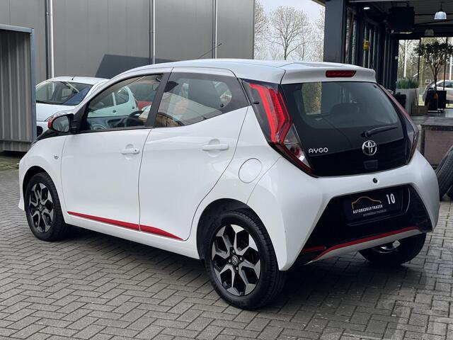 Toyota AYGO 1.0 VVT-i x-play AUTOMAAT RIJKLAAR