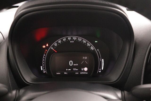 Toyota AYGO X 1.0 VVT-i MT Play | Apple Carplay/Android Auto | Parkeercamera | Airco | Adaptieve Cruise-Control |