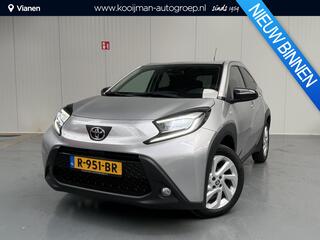 toyota-aygo-x-1.0-vvt-i-s-cvt-first