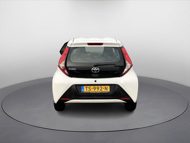 Toyota AYGO 1.0 VVT-i x-fun