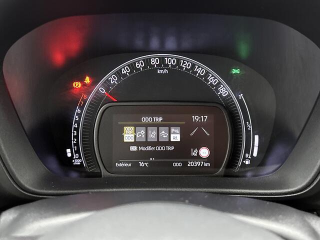 Toyota AYGO X 1.0 VVT-i MT Pulse | PDC voor en achter | Keyless entry | LM velgen |