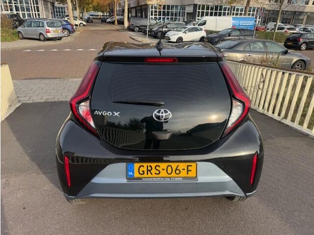 Toyota AYGO X 1.0 VVT-i MT Play