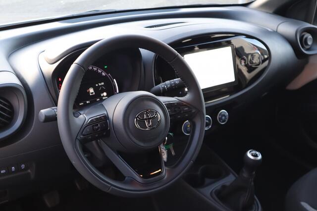 Toyota AYGO 1.0 VVT-i MT Play