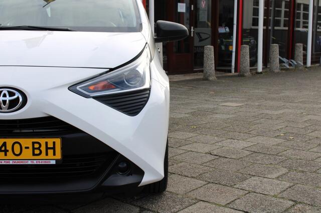 Toyota AYGO 1.0 VVT-i x-fun