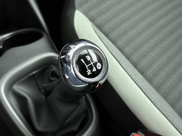 Toyota AYGO 1.0 VVT-i x-play limited | Parkeercamera | NL-Auto | Dealeronderhouden | 1E Eig | APK 10-2027 |