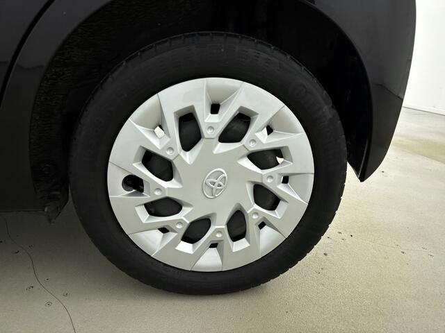 Toyota AYGO 1.0 VVT-i x-play limited | Parkeercamera | NL-Auto | Dealeronderhouden | 1E Eig | APK 10-2027 |