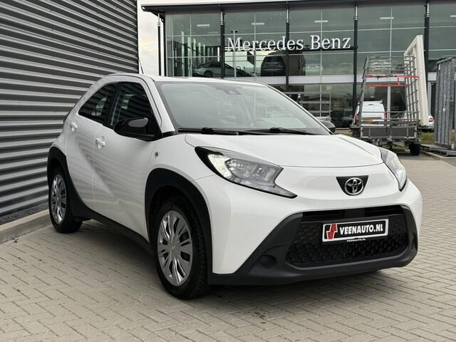 Toyota AYGO X 1.0 VVT-i MT Play Camera/Apple/Android/Keyless
