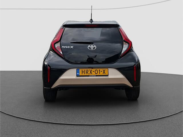 Toyota AYGO X 1.0 VVT-i MT Pulse | Apple Carplay/Android Auto | Parkeercamera Achter | Cruise Control Adaptief | Licht Metalen Velgen 17'' |